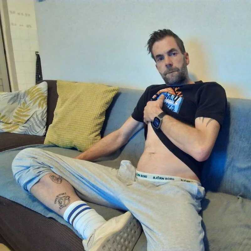 Bttmboyexhibitionist — FansOnlyX creator profile