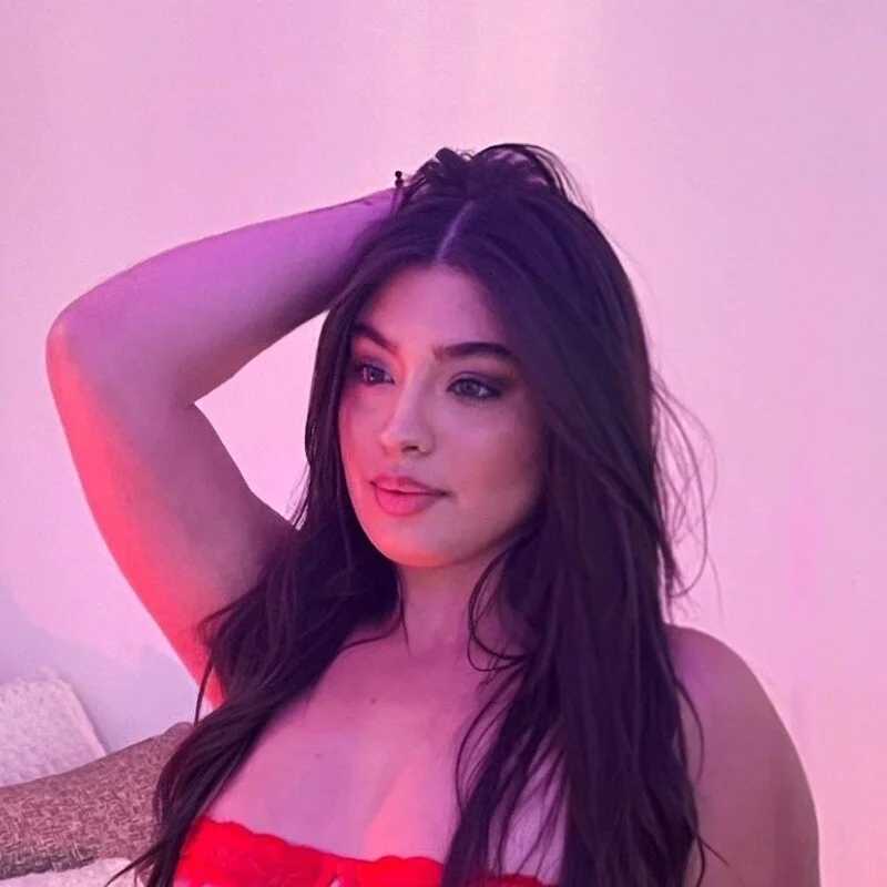 Anastasia_lauren — FansOnlyX creator profile
