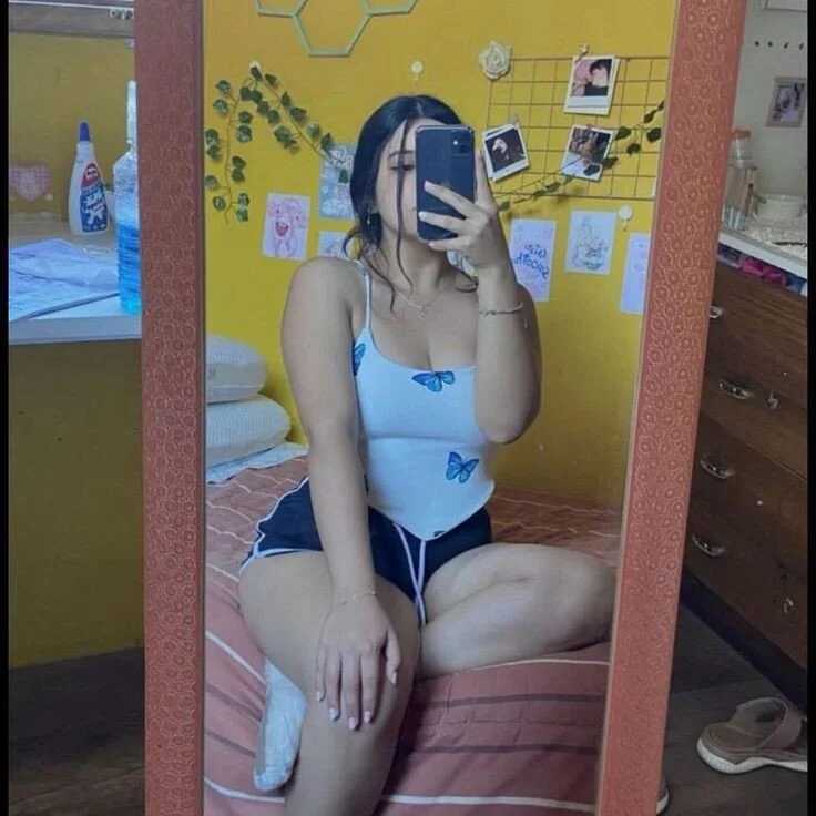 HoNeY_Queen_999 — FansOnlyX creator profile