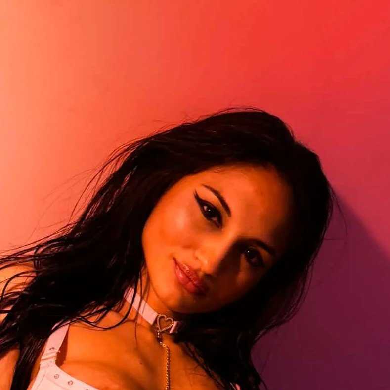 Luckylady17 — FansOnlyX creator profile
