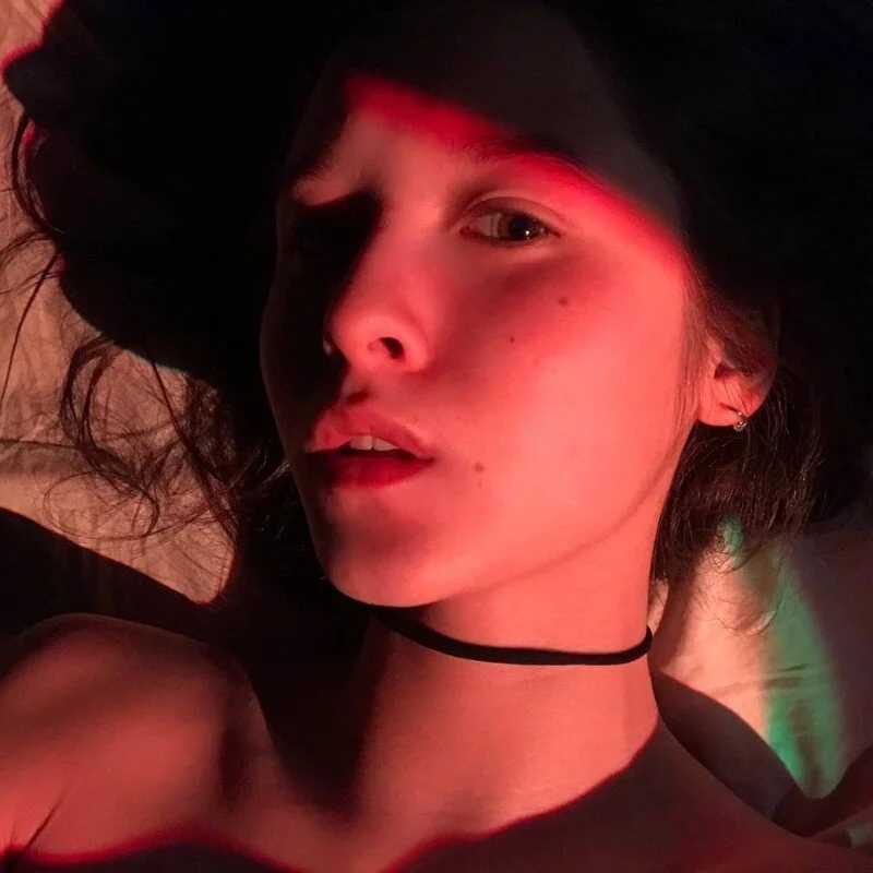 eroimi — FansOnlyX creator profile