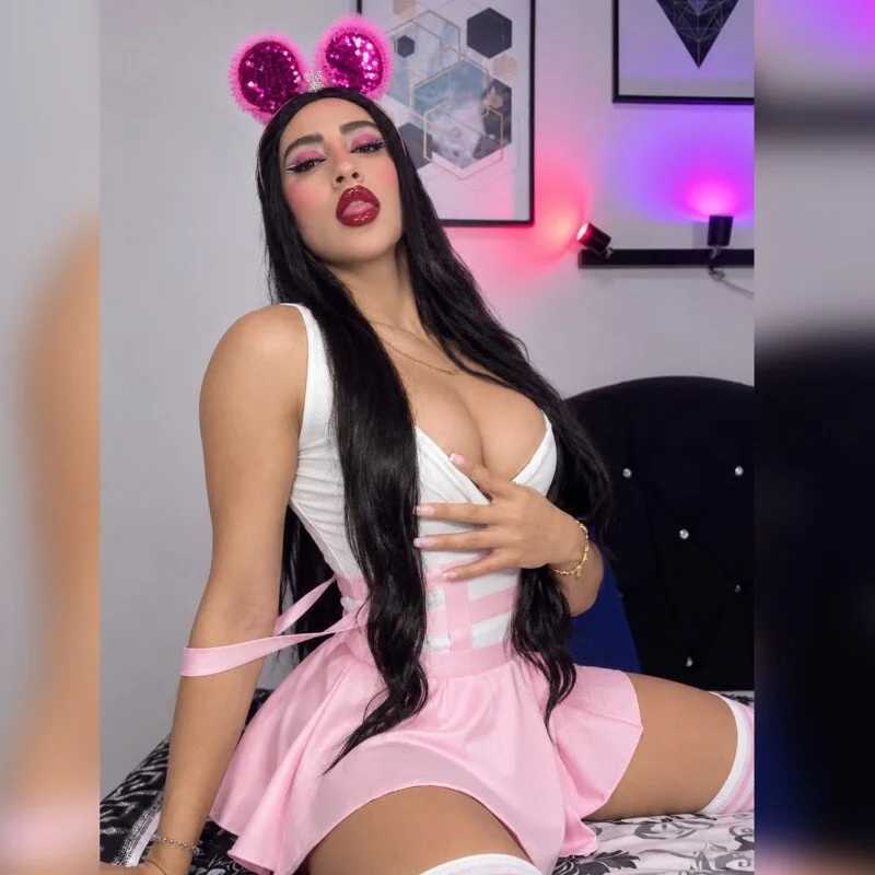 mia_sweet_55 — FansOnlyX creator profile