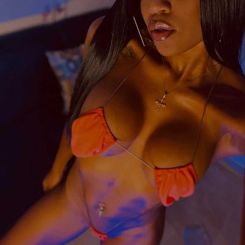 Black_Dolll — FansOnlyX creator profile