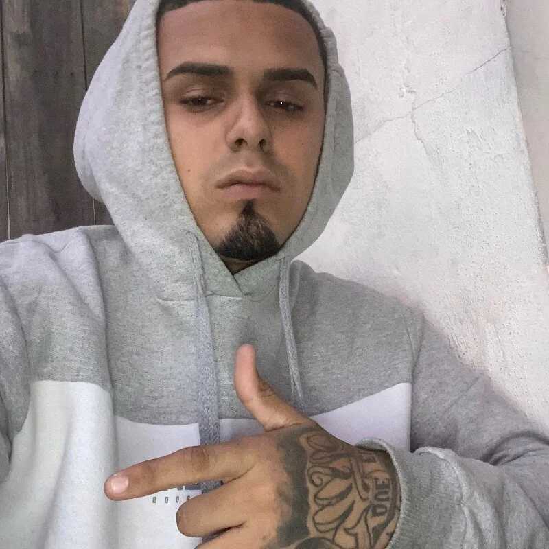 novinhodopaugraudo — FansOnlyX creator profile