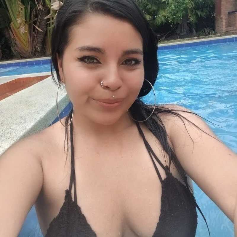 Nathaly2123 — FansOnlyX creator profile