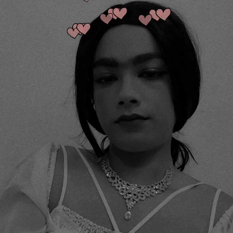 lilysstone12 — FansOnlyX creator profile
