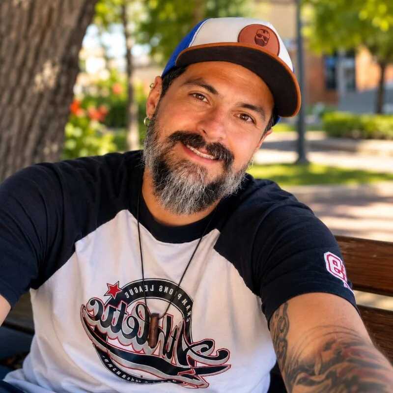 miguel_angelo_ — FansOnlyX creator profile