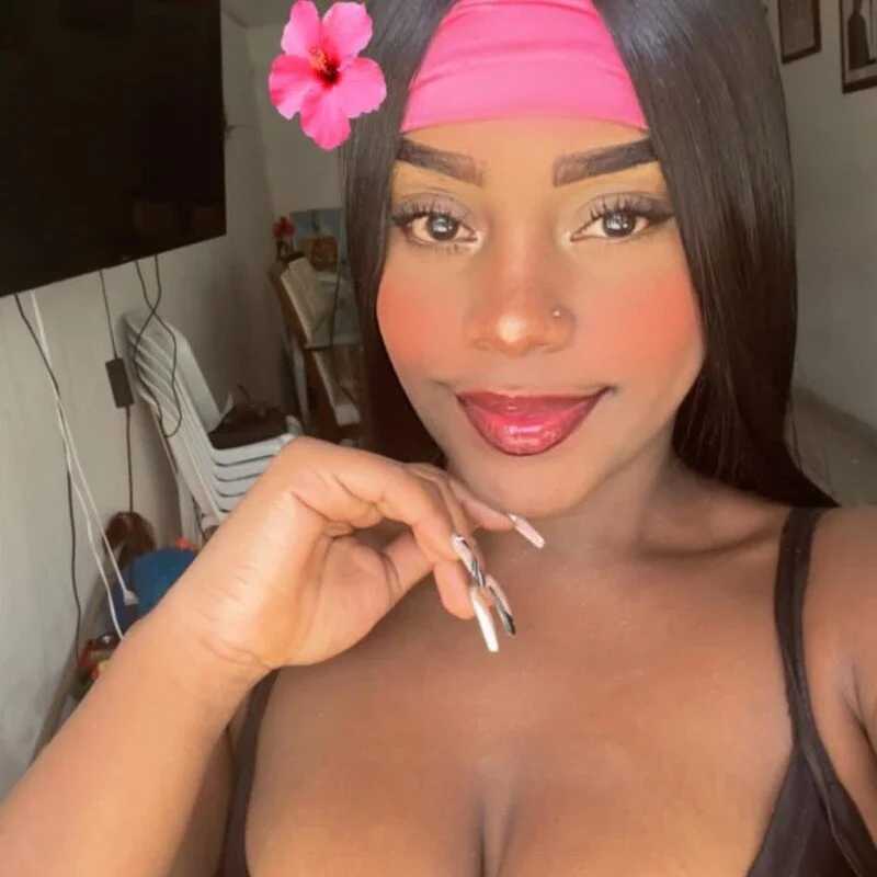 ebony_cutee1 — FansOnlyX creator profile