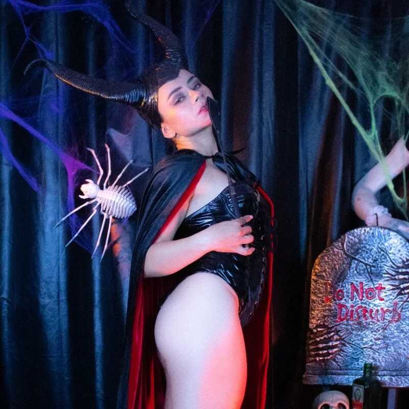 MistressSlut1 — FansOnlyX creator profile