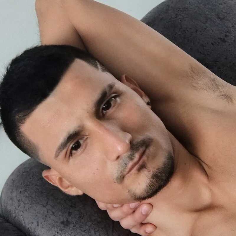 TRAVIESO_MOR — FansOnlyX creator profile