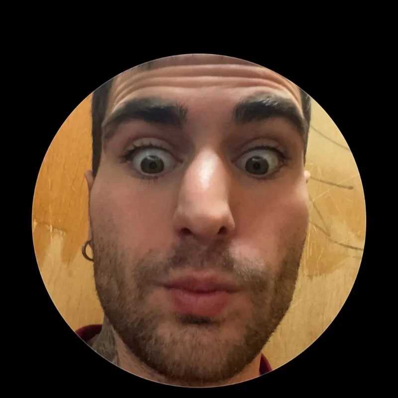 mruniverss — FansOnlyX creator profile