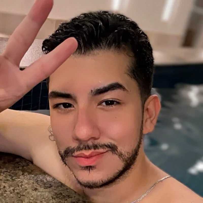 vinihfeh — FansOnlyX creator profile