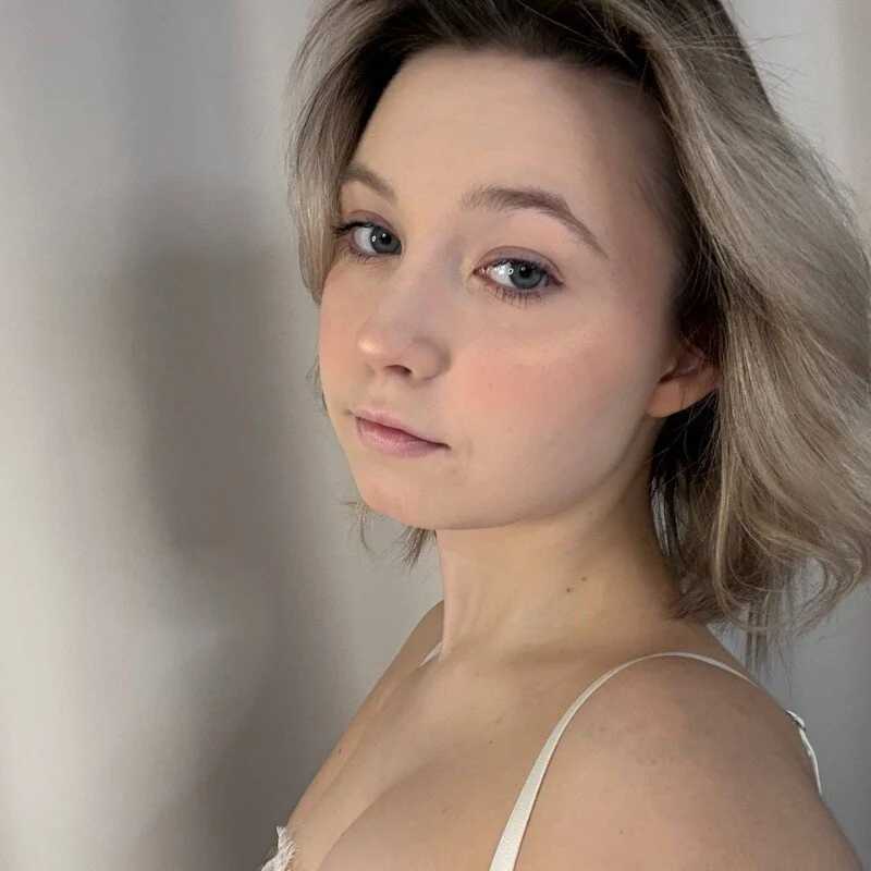 HevenlyRose — FansOnlyX creator profile