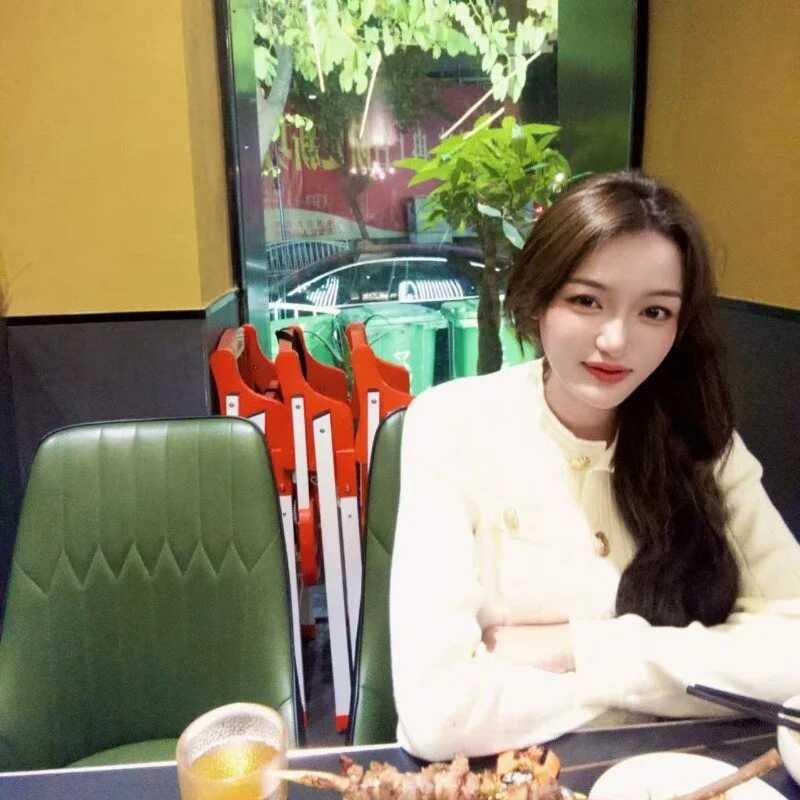 zhuzhu98 — FansOnlyX creator profile