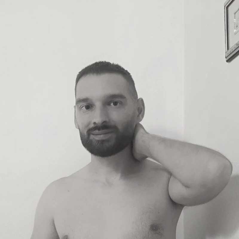 JON_OLD — FansOnlyX creator profile
