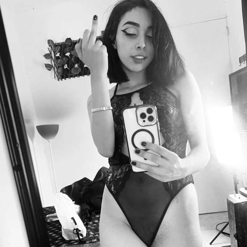 Sara_smithh_ — FansOnlyX creator profile