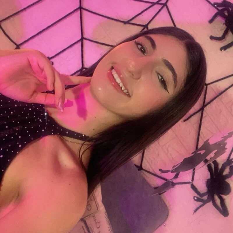Valeria_noir — FansOnlyX creator profile