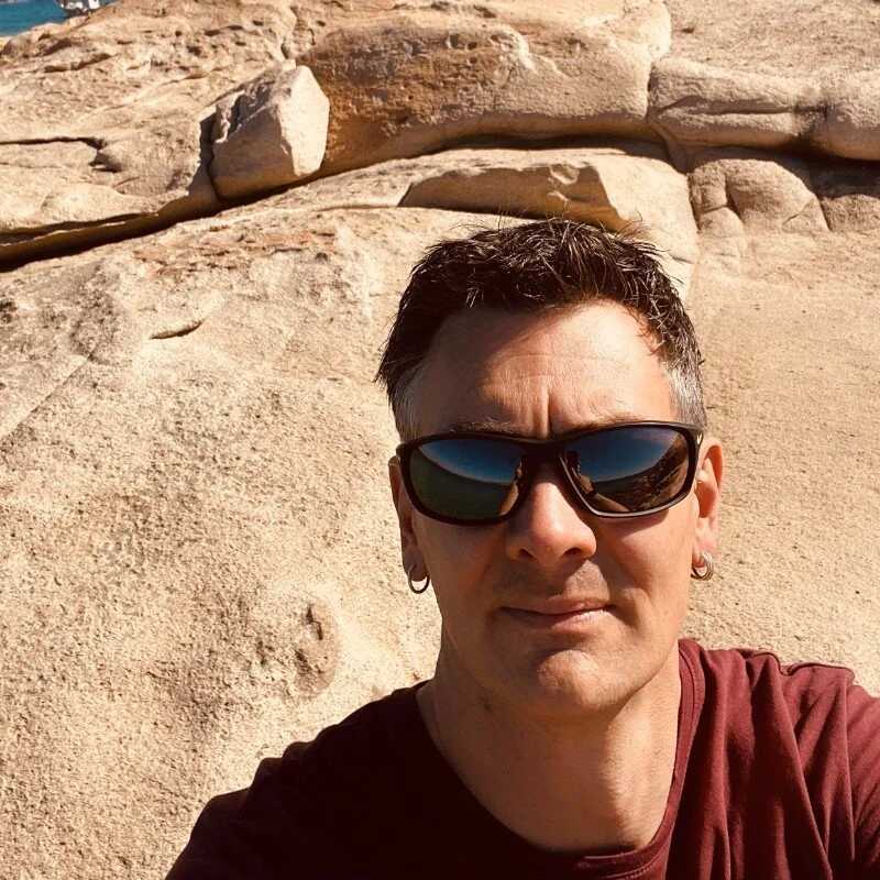 paxi_fixi — FansOnlyX creator profile