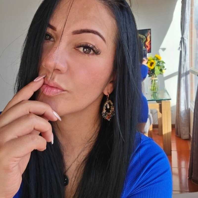 karla_valk1 — FansOnlyX creator profile