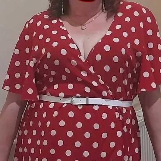 Curvy_Coral50 — FansOnlyX creator profile