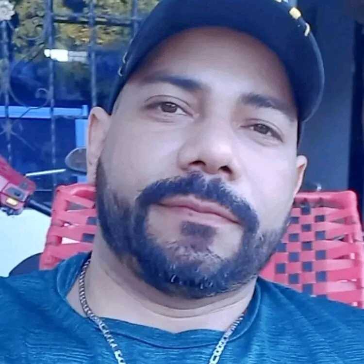 bruce_bigg — FansOnlyX creator profile