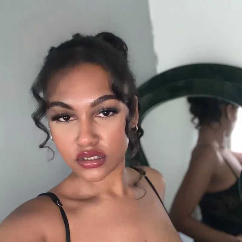 Lilygracie_ — FansOnlyX creator profile