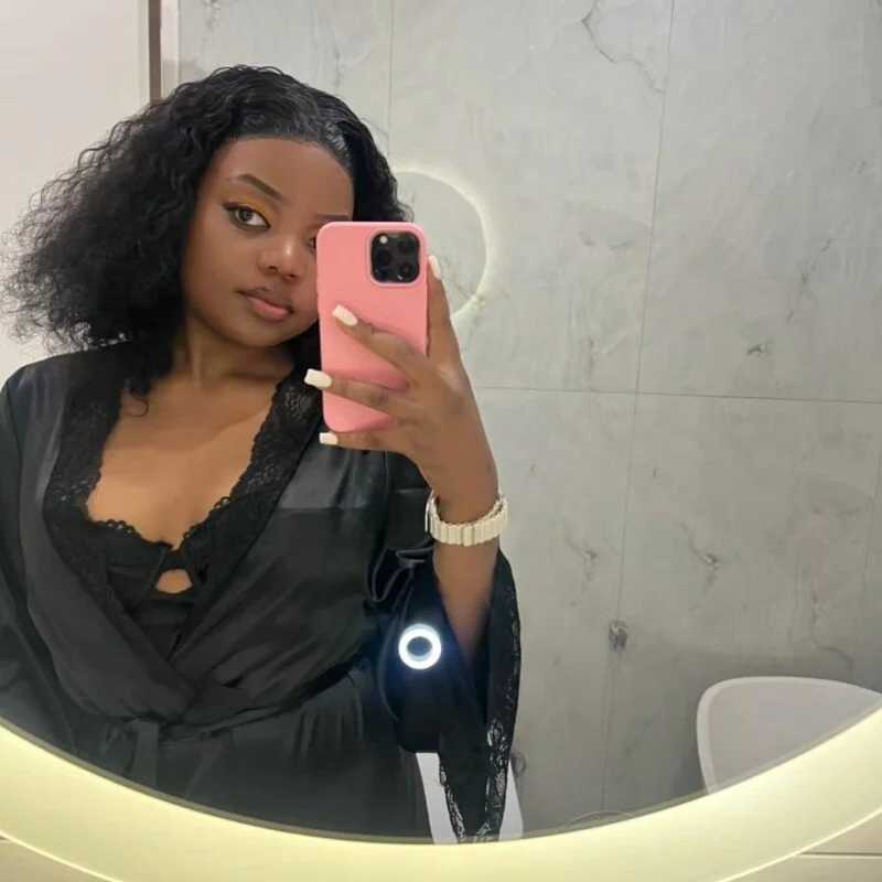 AlliBabe — FansOnlyX creator profile