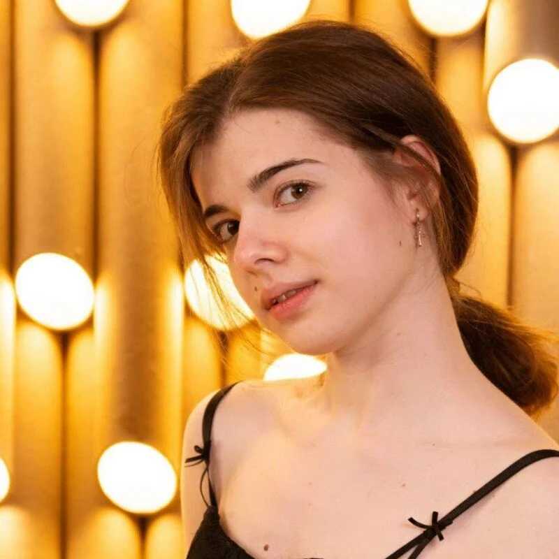 Mary_Shake — FansOnlyX creator profile