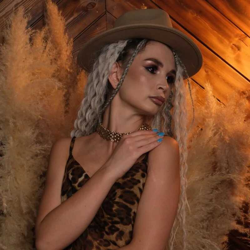 JennyRosh — FansOnlyX creator profile