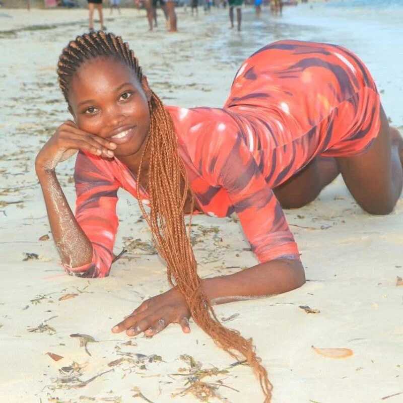 Africana_slim — FansOnlyX creator profile