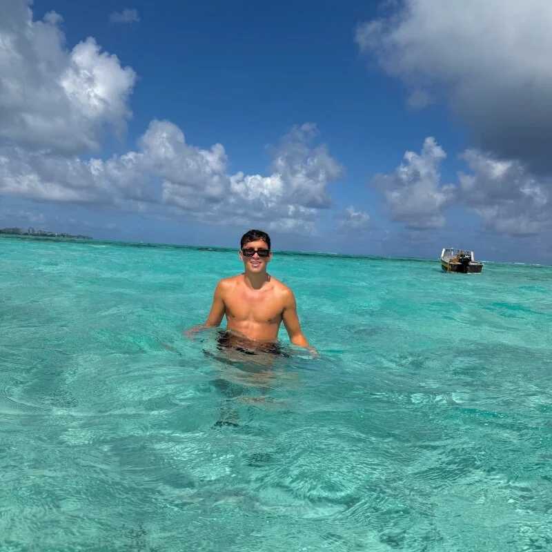 gabigonz — FansOnlyX creator profile