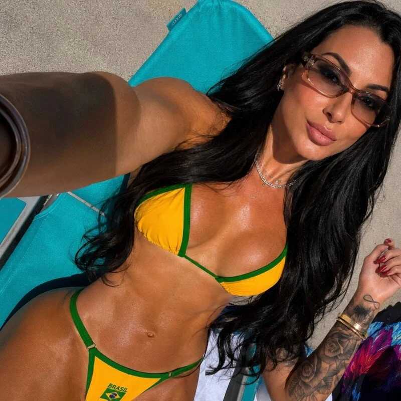 THAYLACOLINGBRASIL — FansOnlyX creator profile