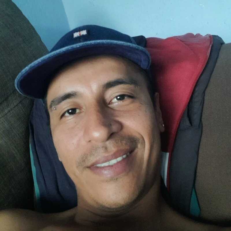 morenitodelicioso — FansOnlyX creator profile