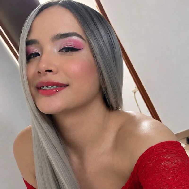 Sarahi_Camila — FansOnlyX creator profile