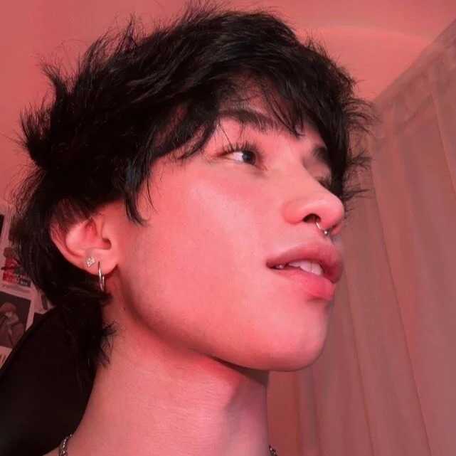 liamelf — FansOnlyX creator profile