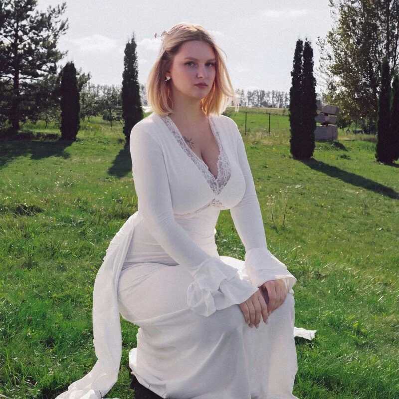 VictoriaNoir — FansOnlyX creator profile