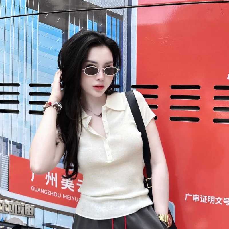 Elizabeo — FansOnlyX creator profile