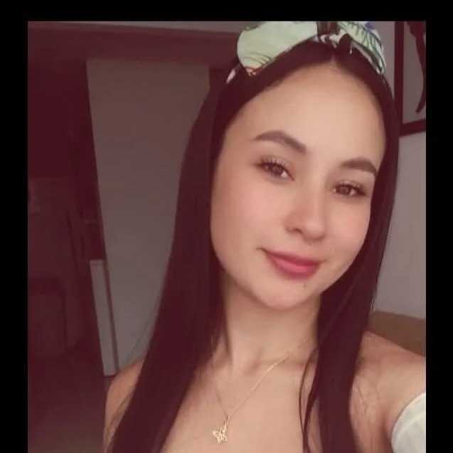 Roseemma_ — FansOnlyX creator profile