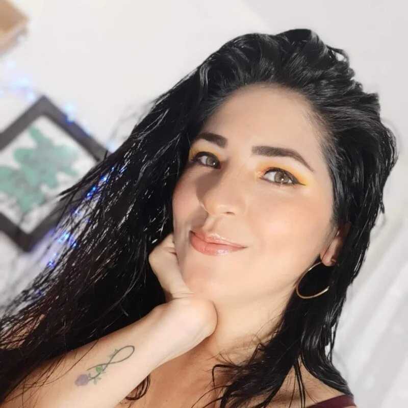 Alexia_Silver22 — FansOnlyX creator profile