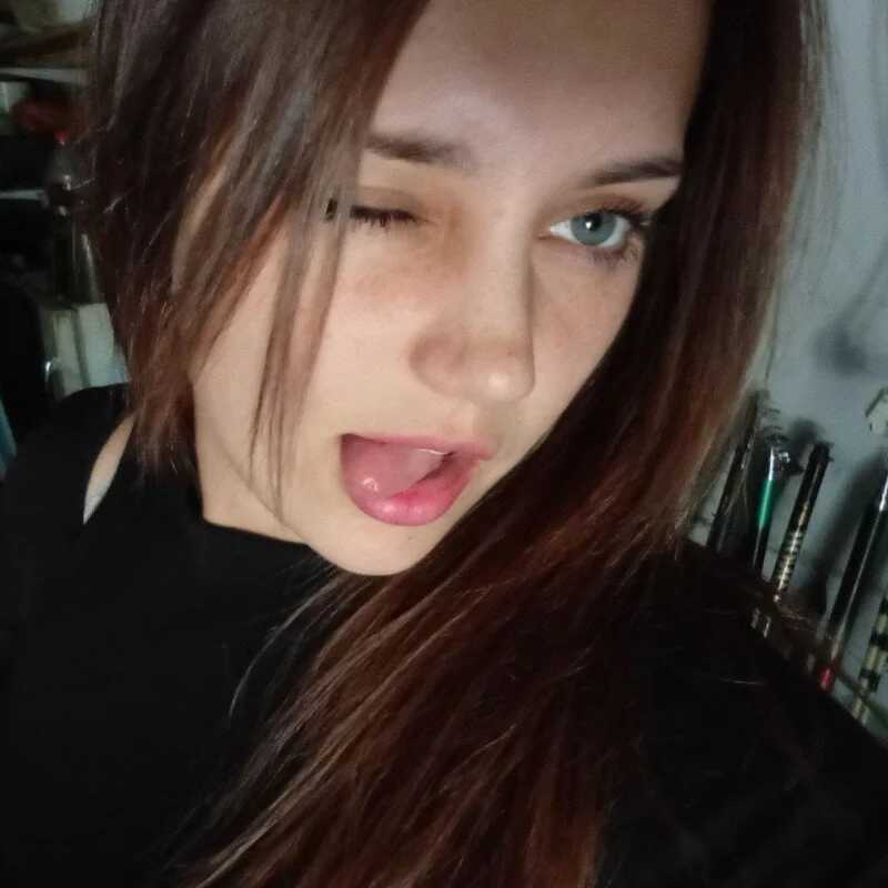 LeliaPuhala — FansOnlyX creator profile