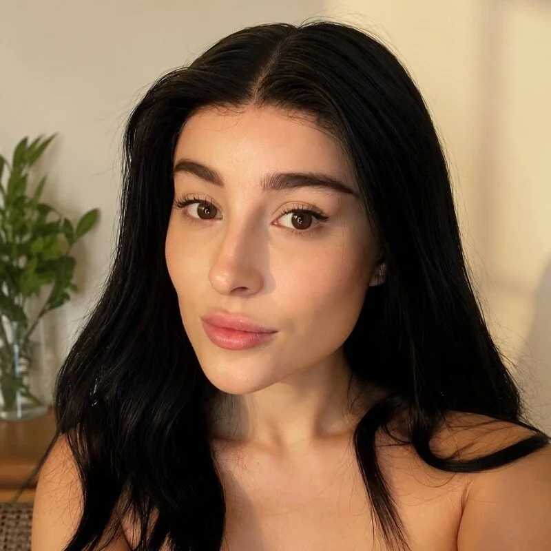 Lilya_De_Vie — FansOnlyX creator profile