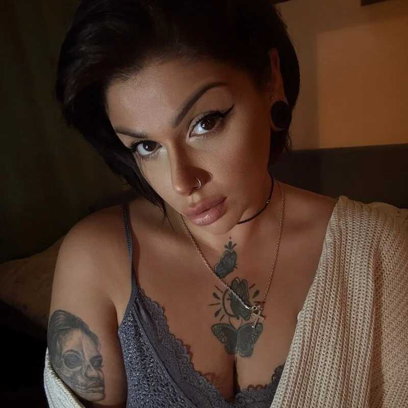 BiancaTarlet — FansOnlyX creator profile
