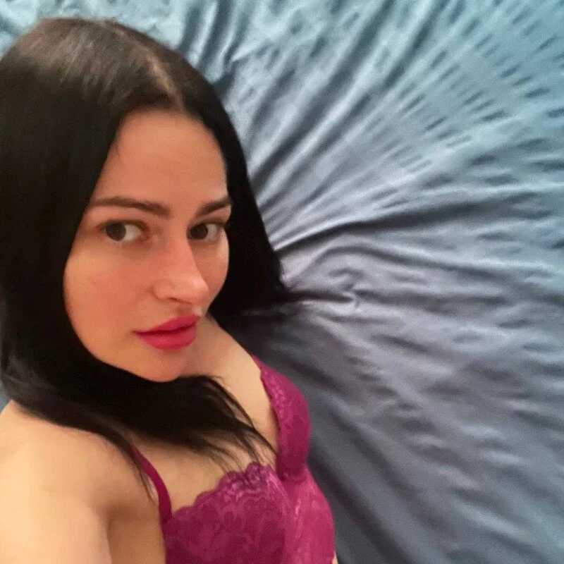 Leila_Jarvis — FansOnlyX creator profile