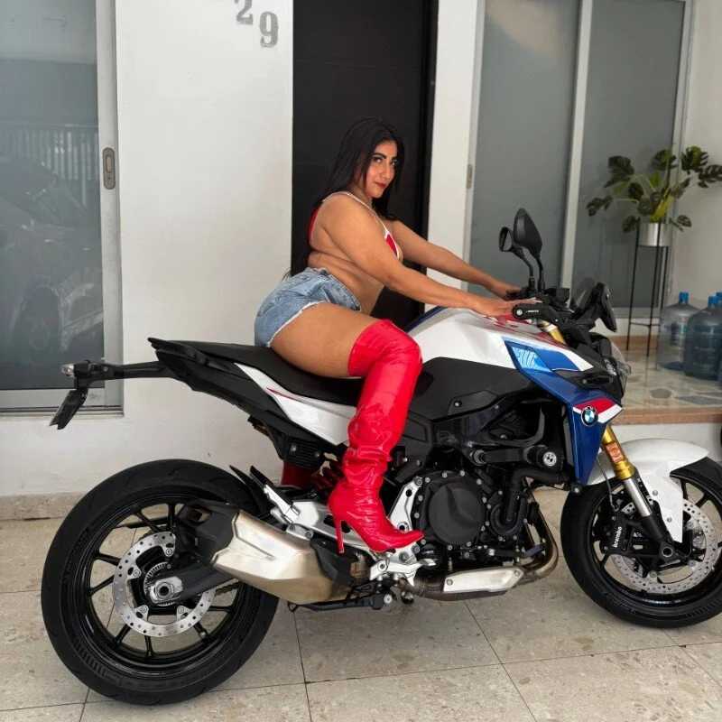 Antonella_Russo1 — FansOnlyX creator profile