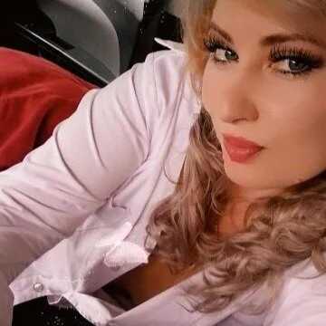 Bella_Diamond — FansOnlyX creator profile