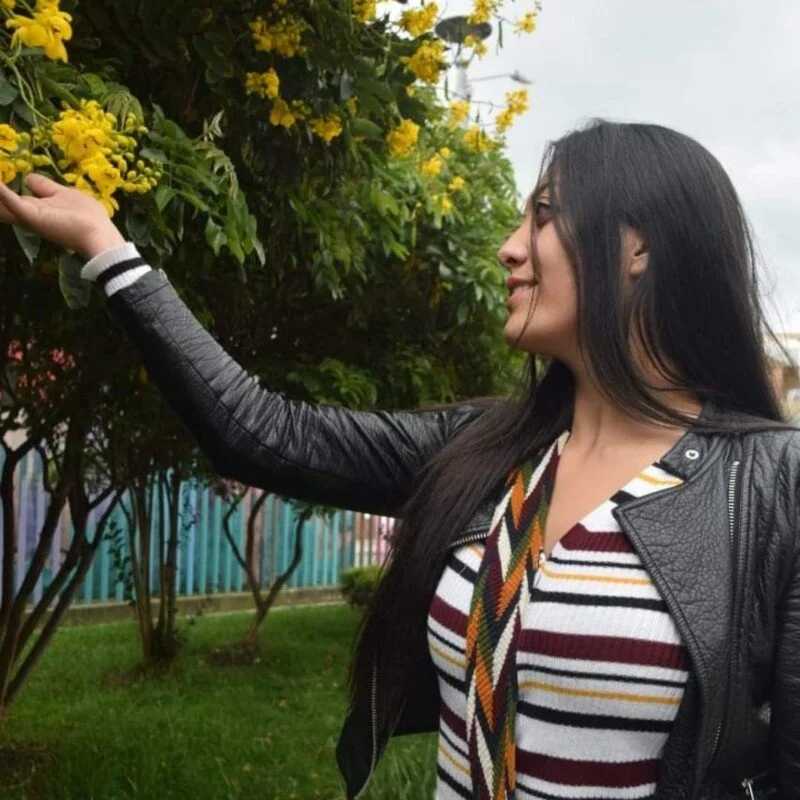 aleja20_- — FansOnlyX creator profile