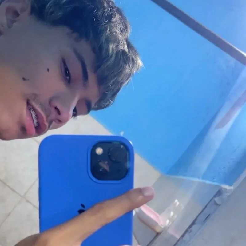 Adan21_cm — FansOnlyX creator profile