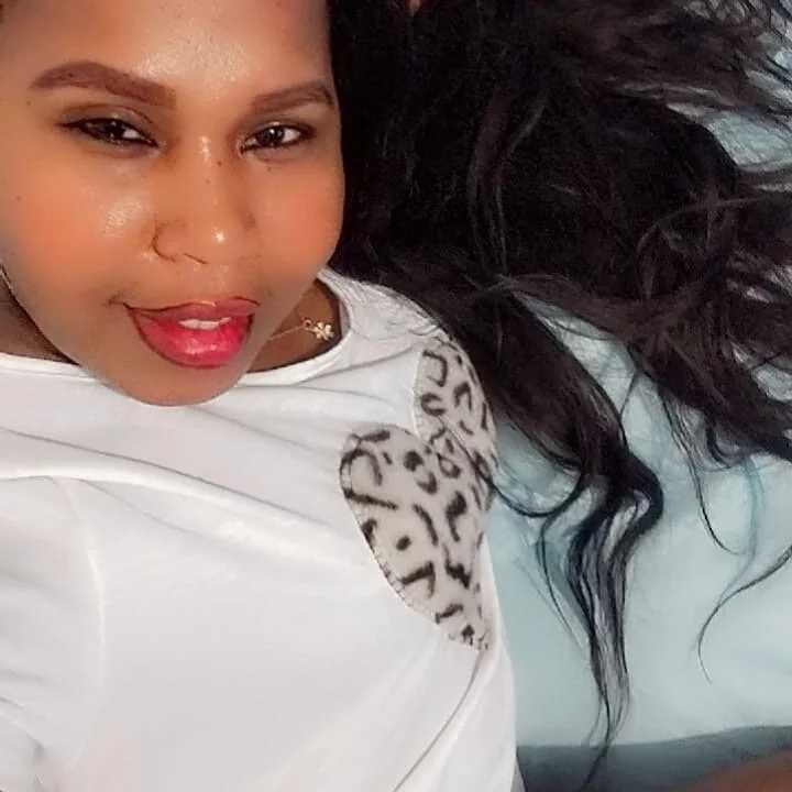 Ariella_Bugatti — FansOnlyX creator profile
