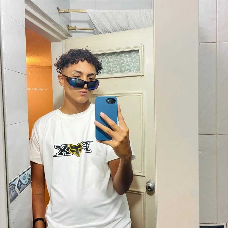 carlos_hernande — FansOnlyX creator profile
