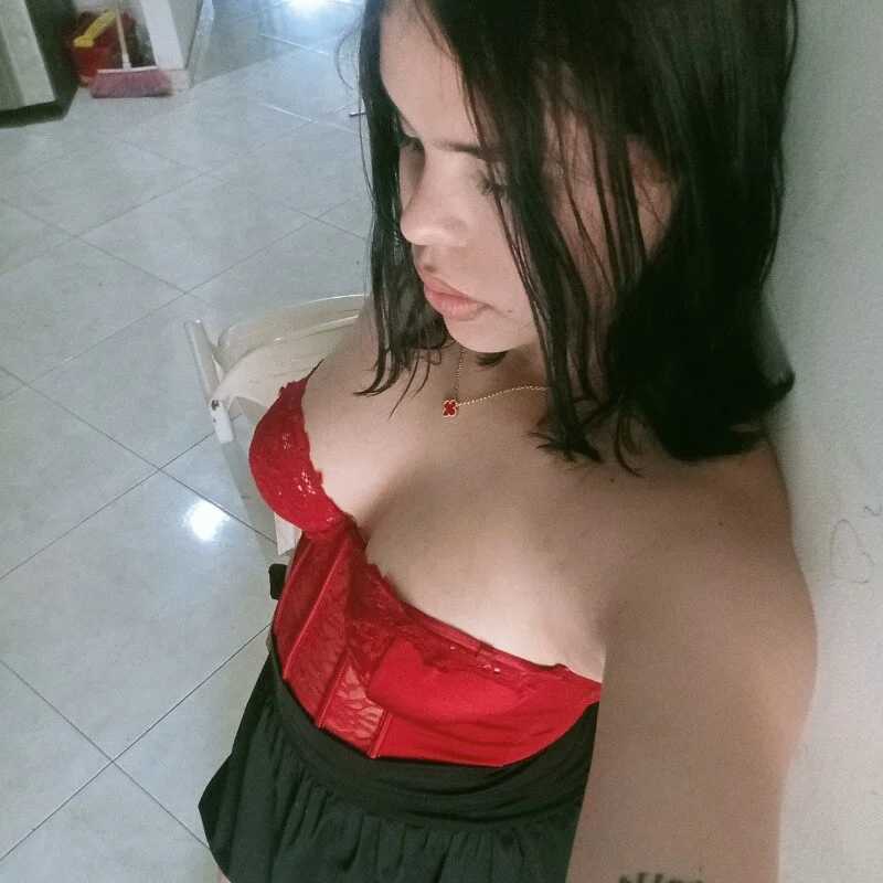 samanta_00 — FansOnlyX creator profile